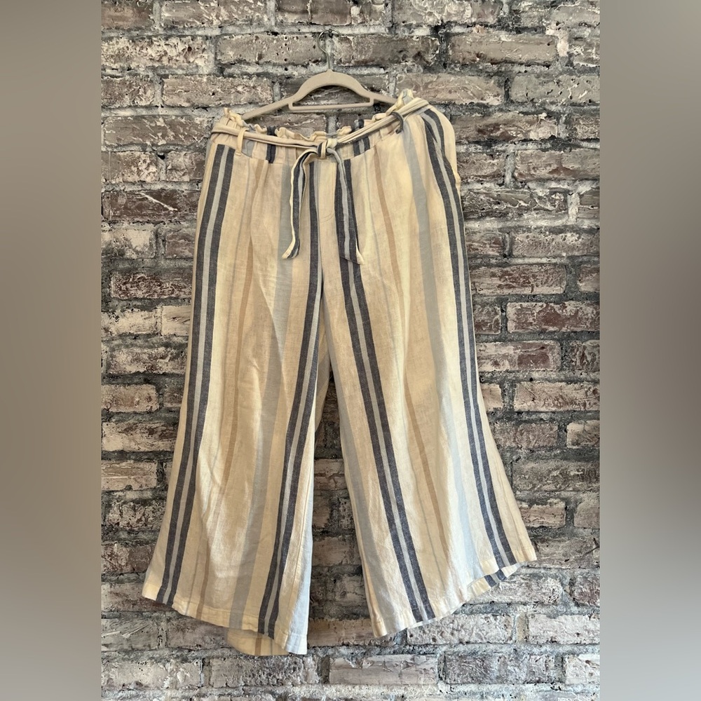 Rewash Blue and Cream Linen Pants, matching adjustable belt, pockets, super cozy